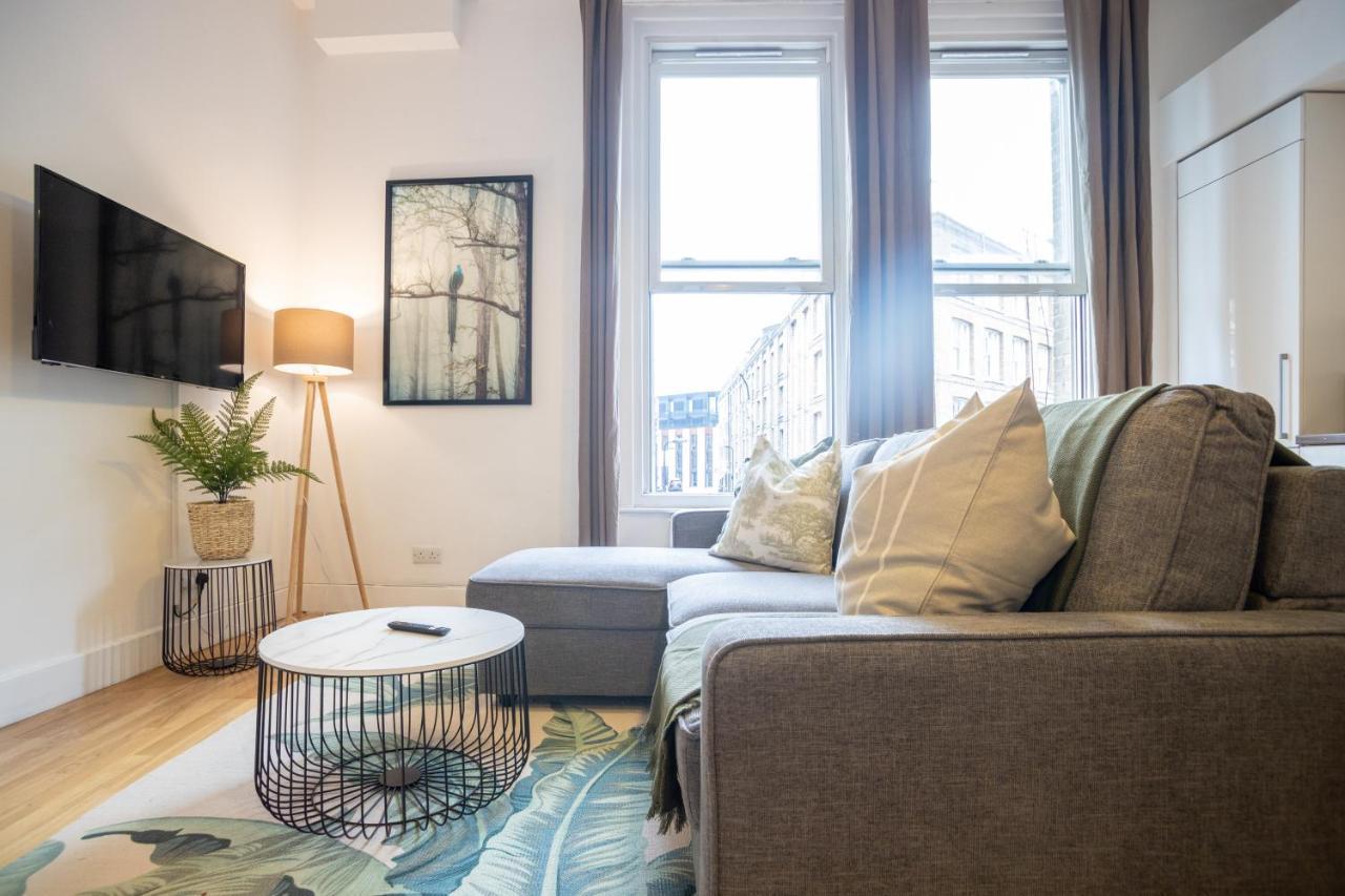 Perfect For Business & Corporate Stays - Three Bed With City View Shoreditch 런던 외부 사진