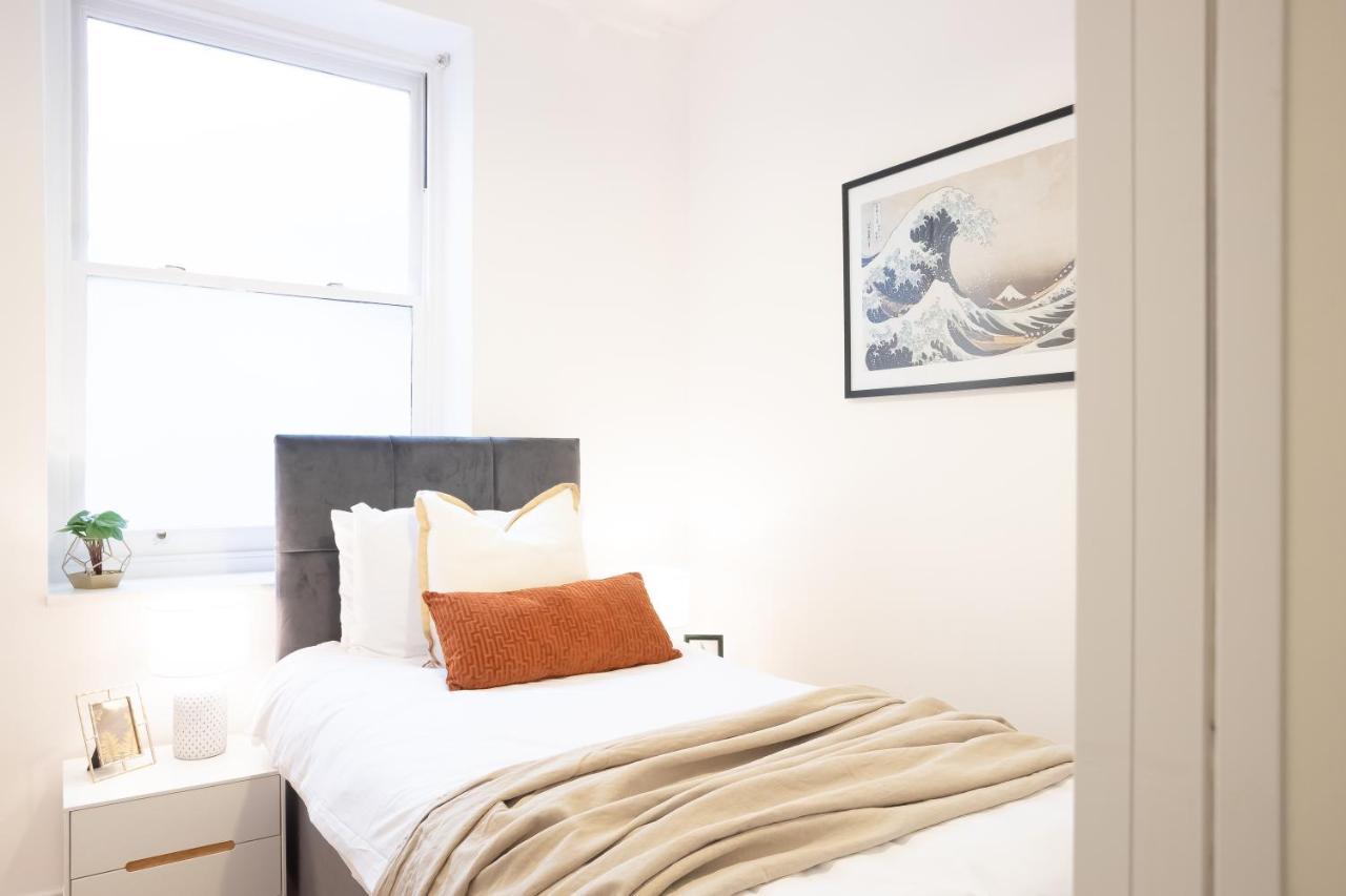 Perfect For Business & Corporate Stays - Three Bed With City View Shoreditch 런던 외부 사진
